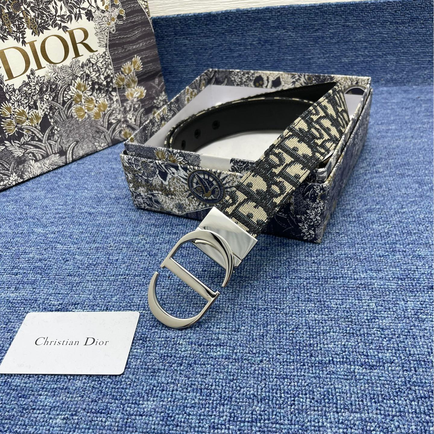 Dior ネイビー ロゴ入りベルト Christian Dior Vintage Monogram Gold Logo Buckle Belt Navy