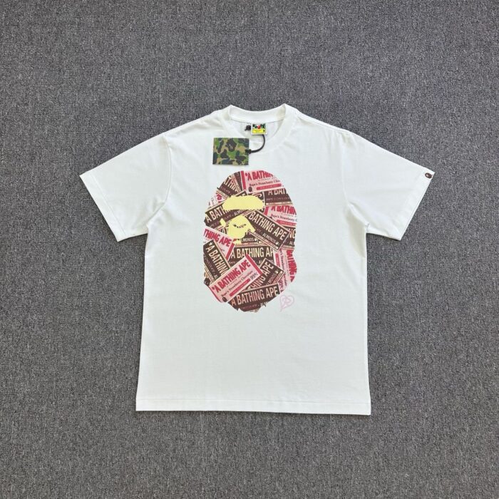 A BATHING APE BAPE  Print Letter Ape Head pattern    loose Round neck   T-shirt  White アベイシングエイプ  プリント  モジ  エイプヘッド パターン  クルーネック    ゆったり Tシャツ ホワイト